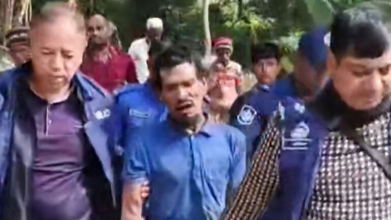 দুই ভাইয়ের দ্বন্দ্ব থামাতে গিয়ে ছুরিকাঘাতে প্রাণ গেল চাচাতো ভাইয়ের